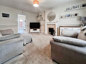 Lounge- click for photo gallery